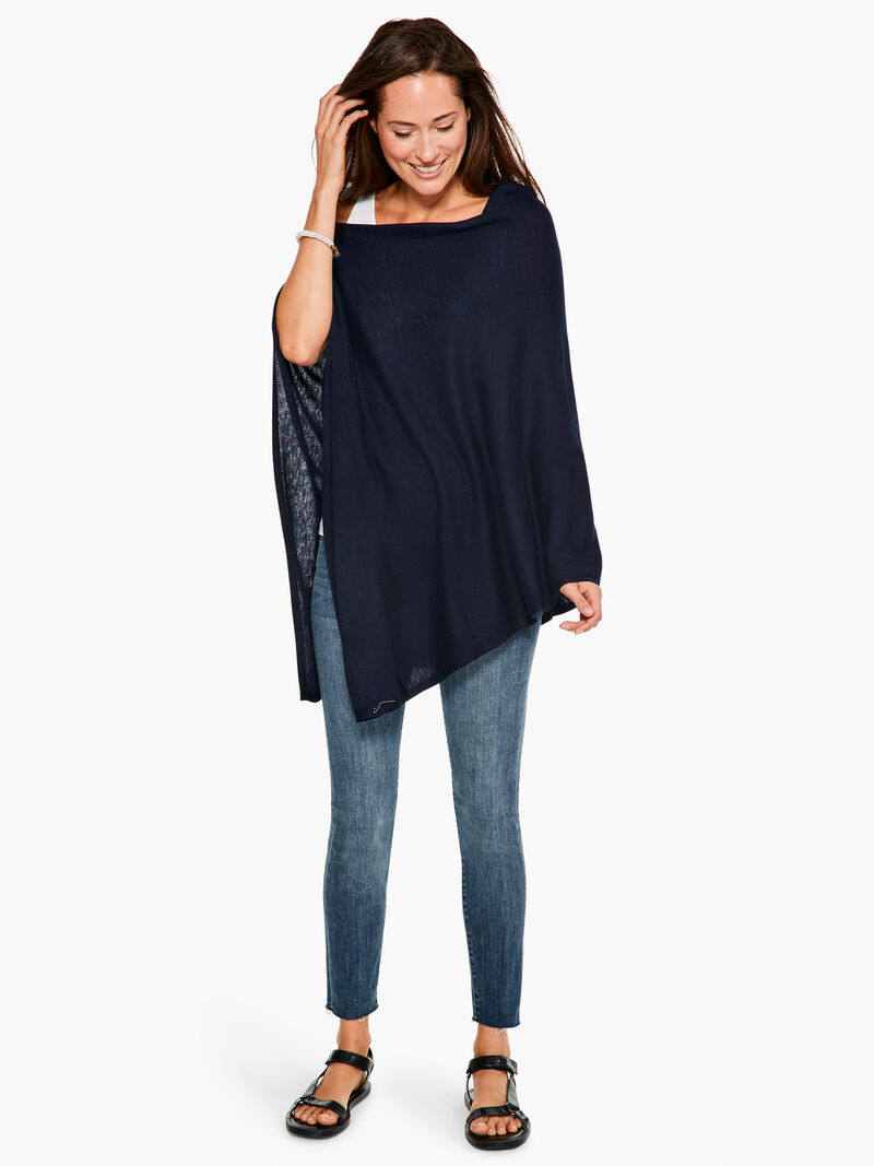 Woman Wears Echo Essentials Topper image number 3