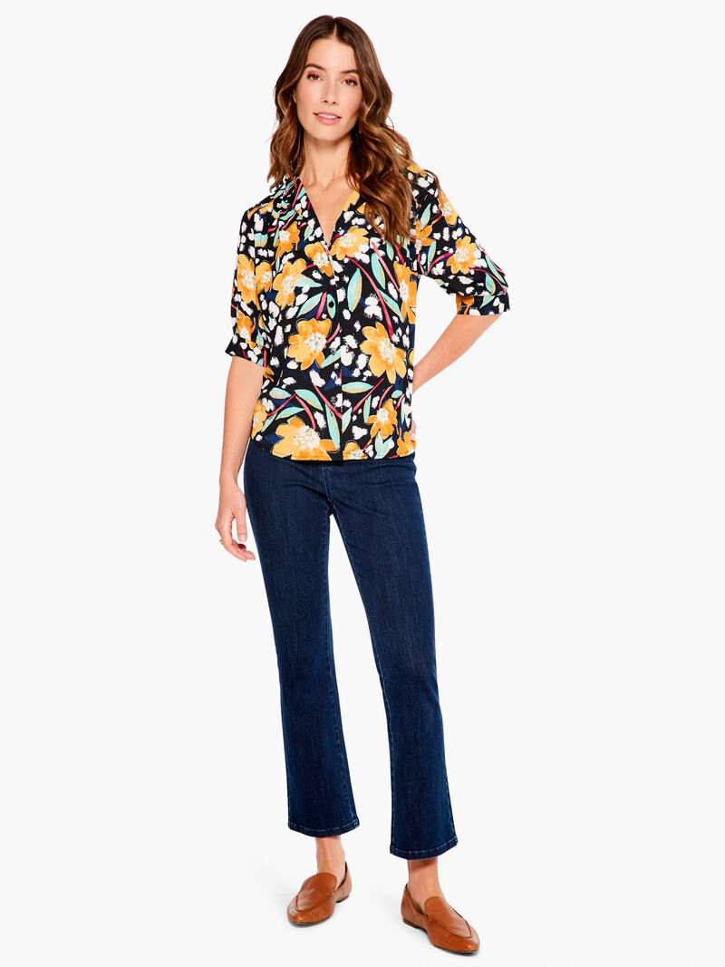 Woman Wears Flower Burst Shirt image number 3