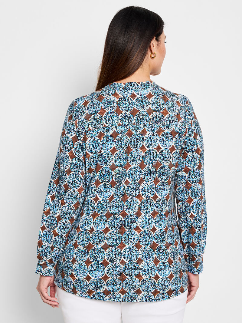 Woman Wears Sand Dollar Knit Top image number 3