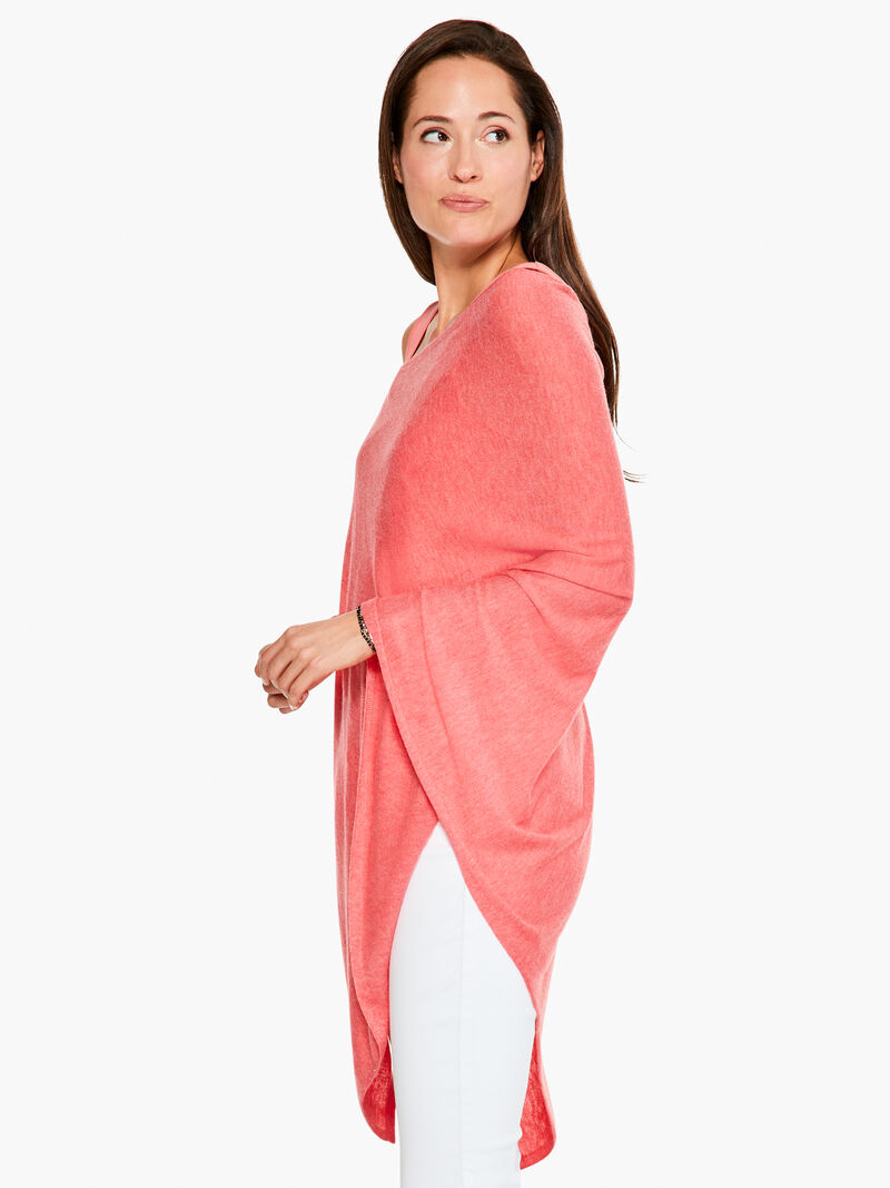 Woman Wears Echo Essentials Topper image number 1
