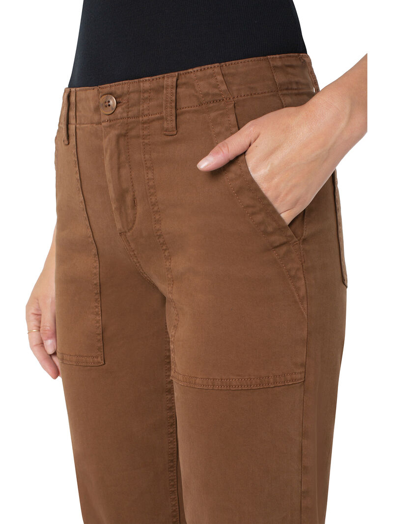 Woman Wears Liverpool Crop Utility Pant image number 1