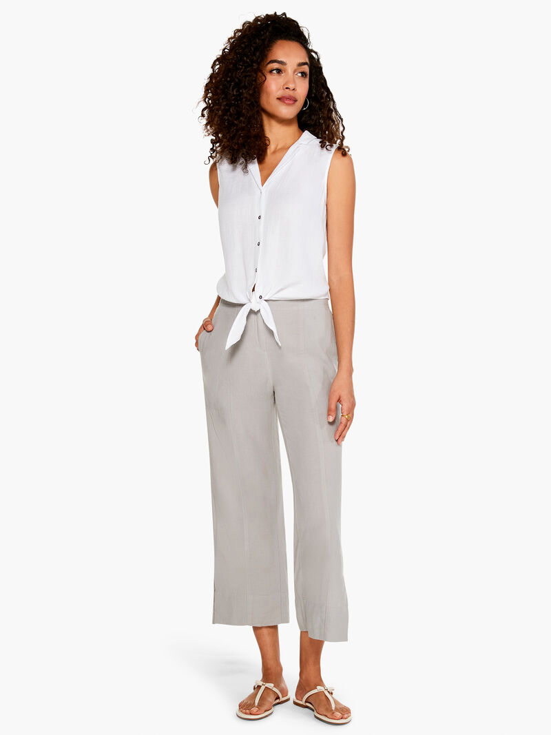 Woman Wears Rumba Park Wide-Leg Pant image number 3