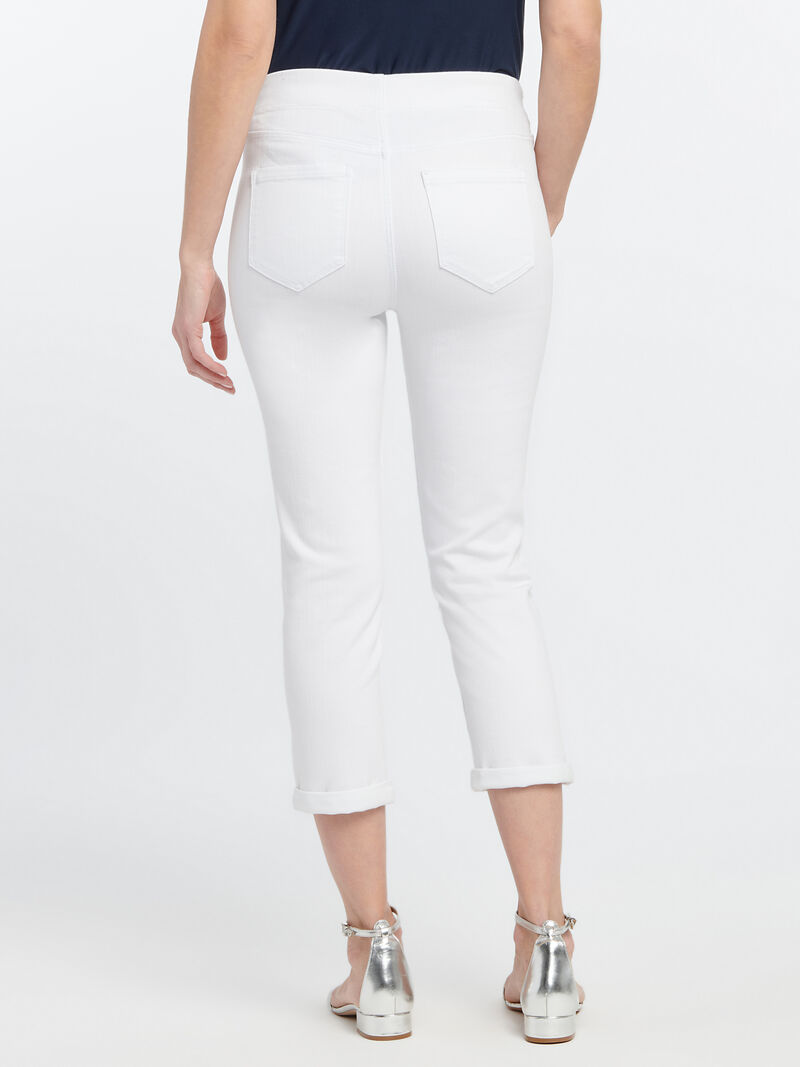 Woman Wears Liverpool - Chloe Crop Rolled Cuff Jean image number 2