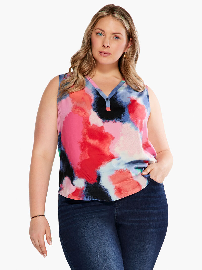 Woman Wears Abstract Art Tank image number 0
