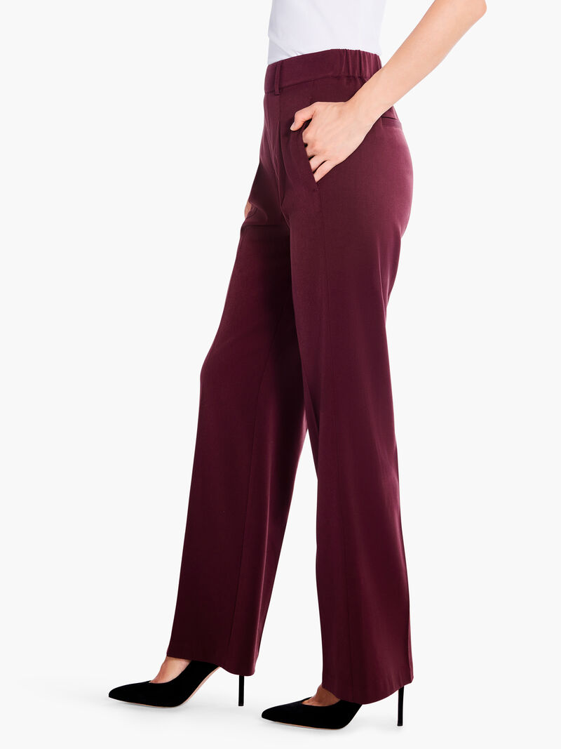 Woman Wears 31" The Avenue Wide Leg Pleated Pant image number 2