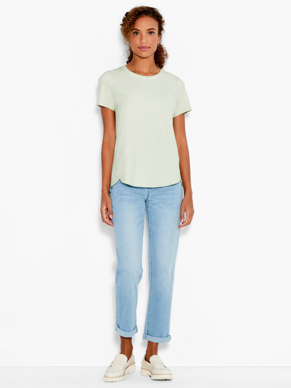NZT Short Sleeve Shirt Tail Crew Neck Tee