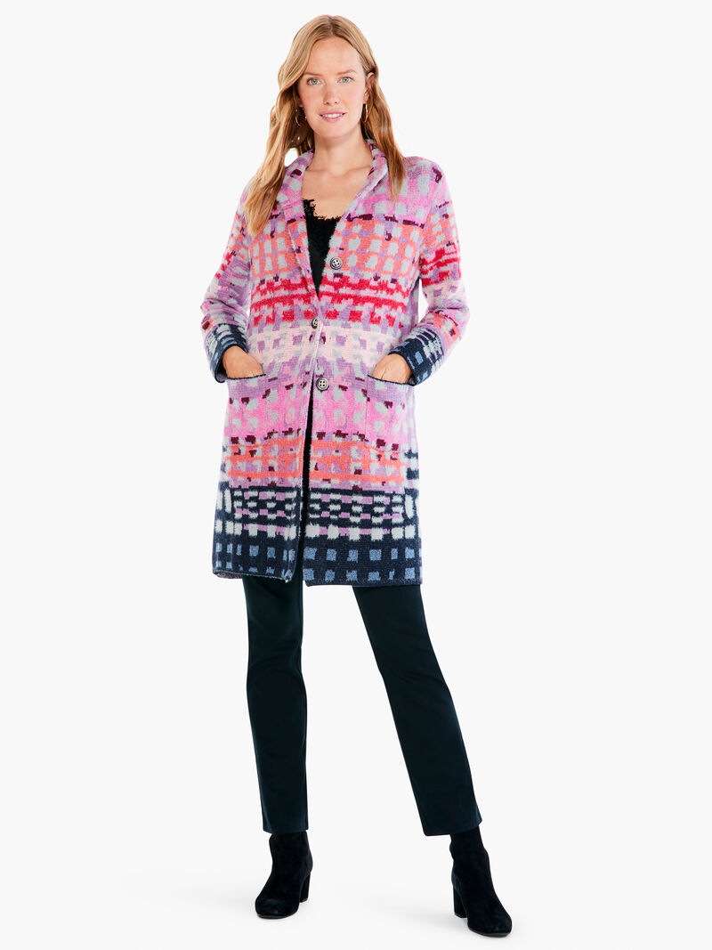 Woman Wears Winter Heat Coat image number 3