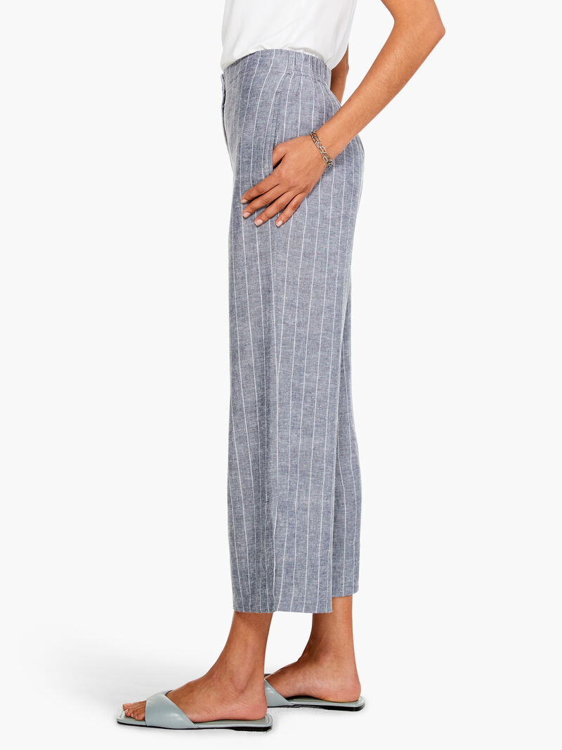 Woman Wears Central Park Wide-Leg Pant image number 1