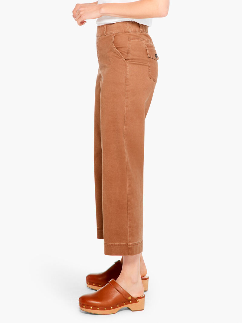 Woman Wears Crisp Stretch Wide-Leg Pant image number 1