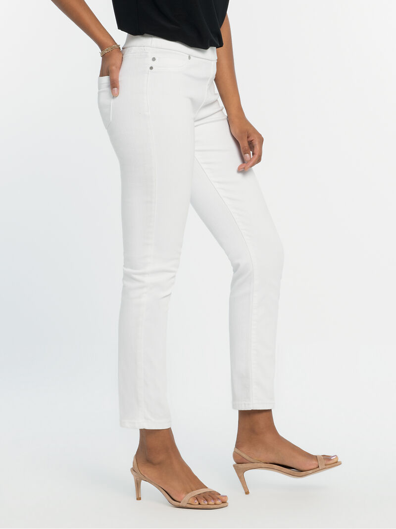 Woman Wears Liverpool Zoe Skinny Jean image number 1