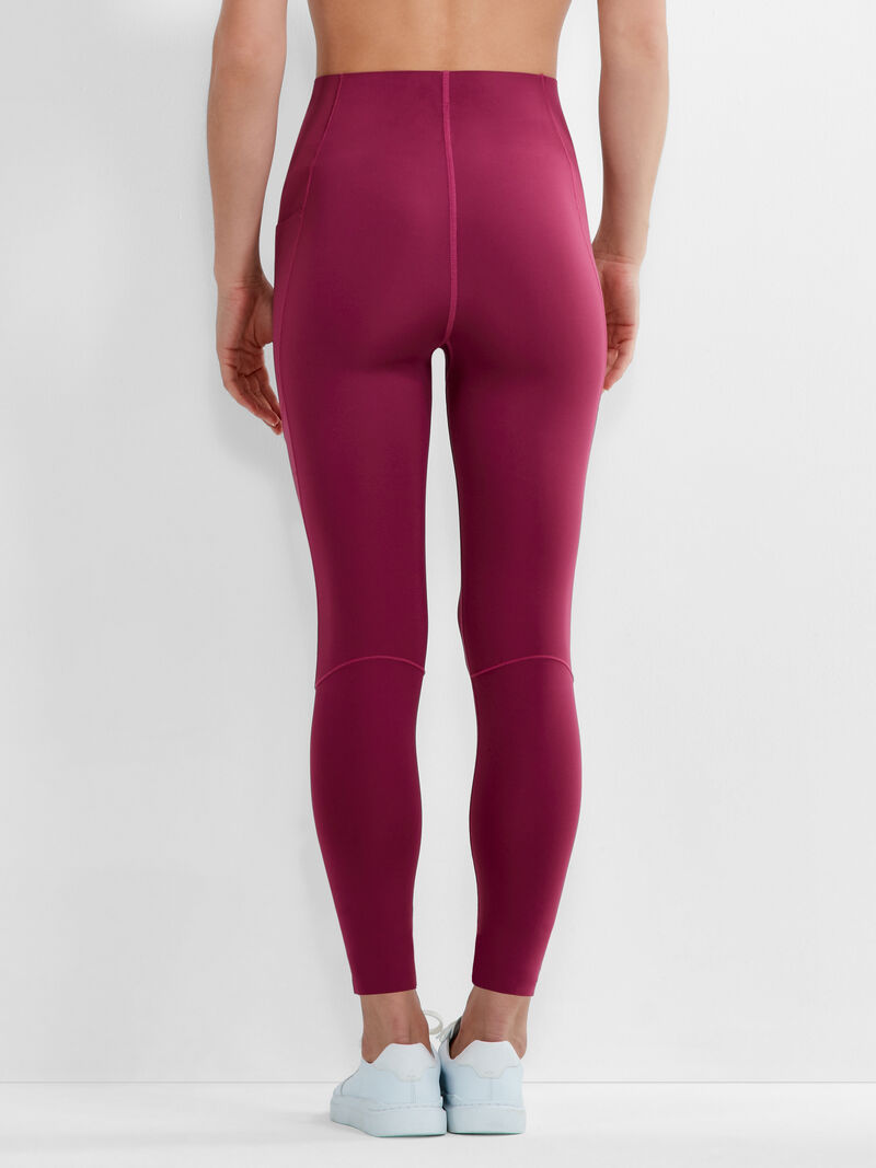 Woman Wears Flexfit 7/8 Pocket Legging image number 2