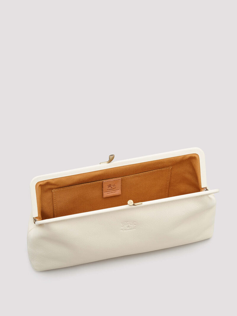 Il Bisonte -  Small Snap Close Clutch