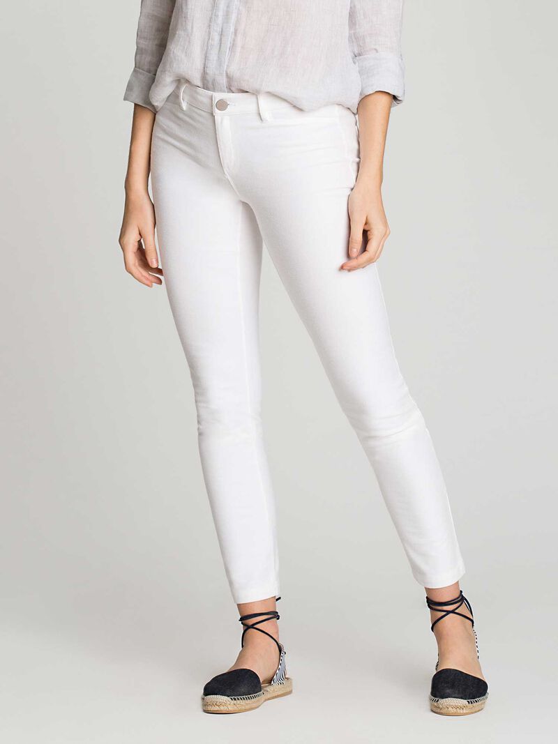 Woman Wears Knit Denim Pant image number 1