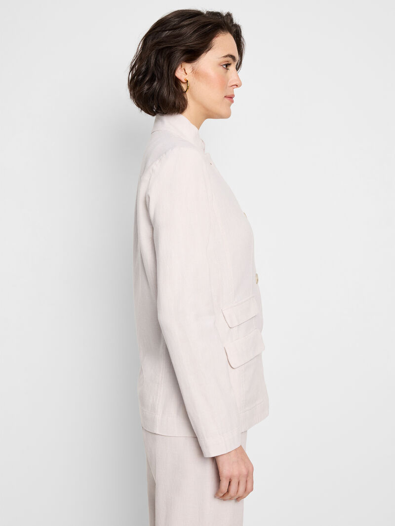 Woman Wears Linen Cotton Ava Blazer image number 3