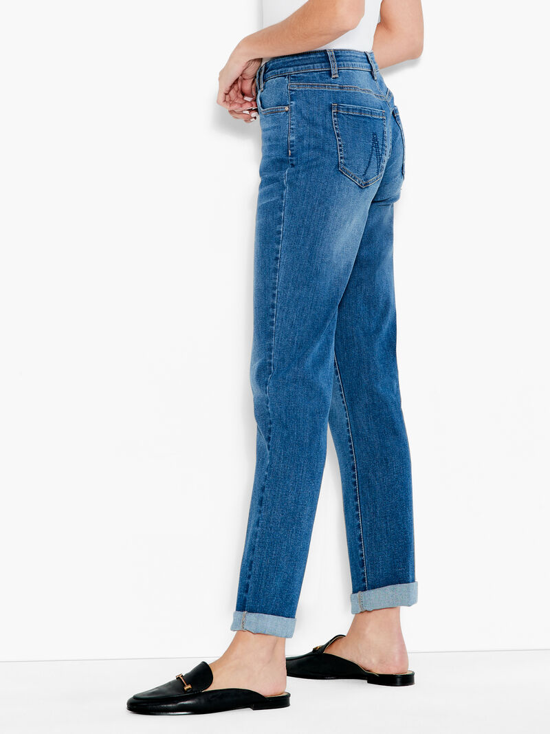 Woman Wears NZ Denim 29" Mid Rise Girlfriend Jeans image number 1