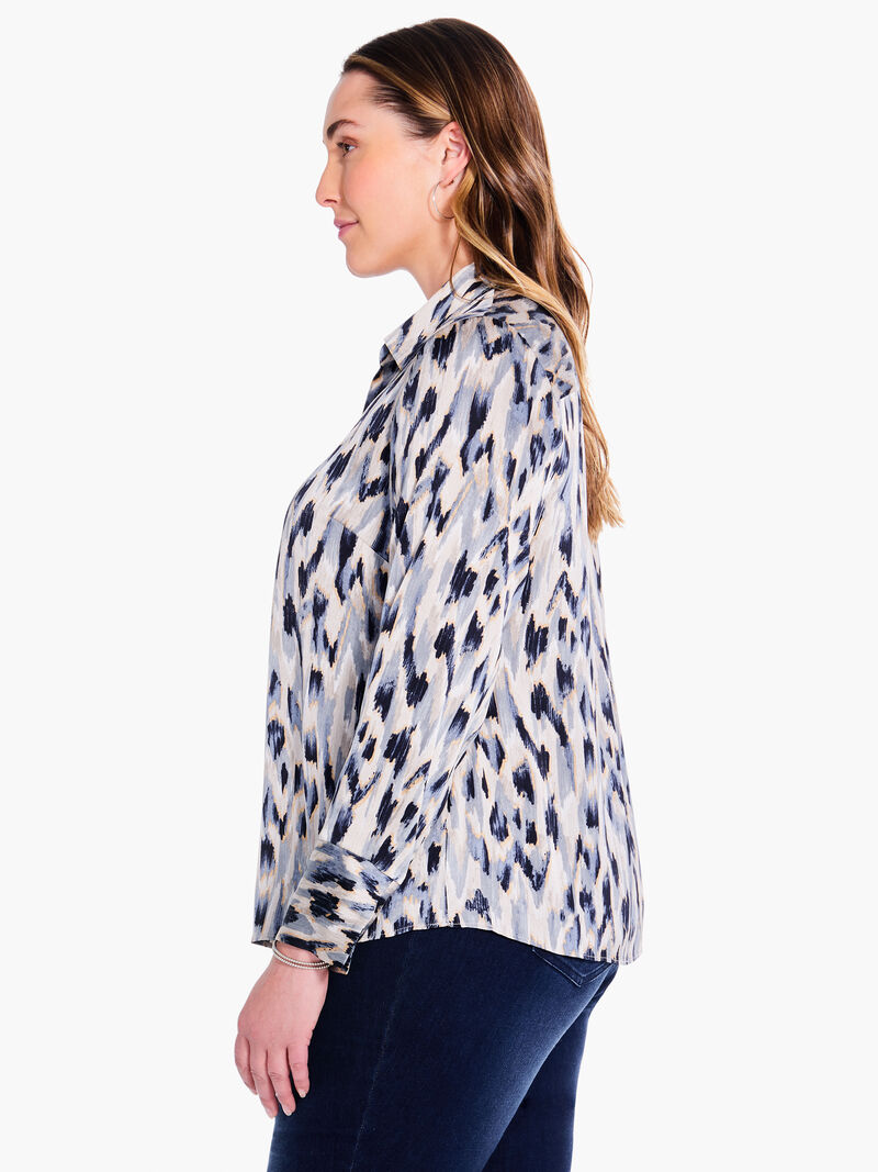 Woman Wears Misty Ikat Shirt image number 1