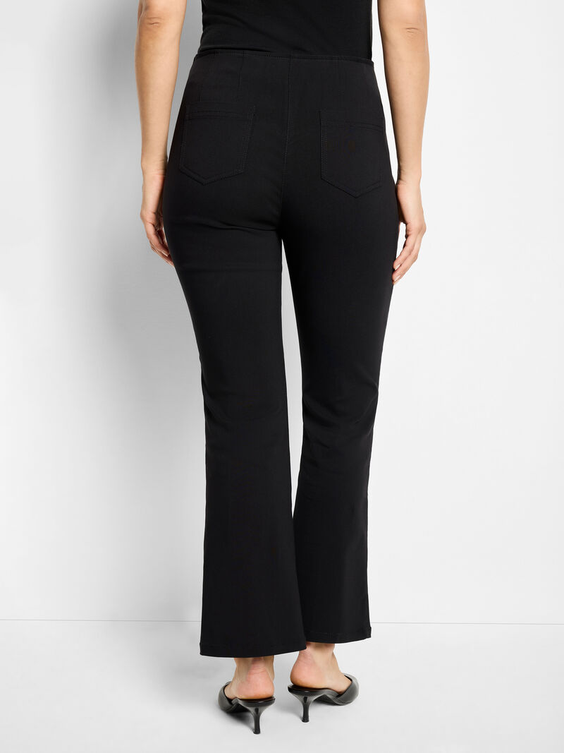 Woman Wears 28" Berkeley Boot Wonderstretch Pant image number 4