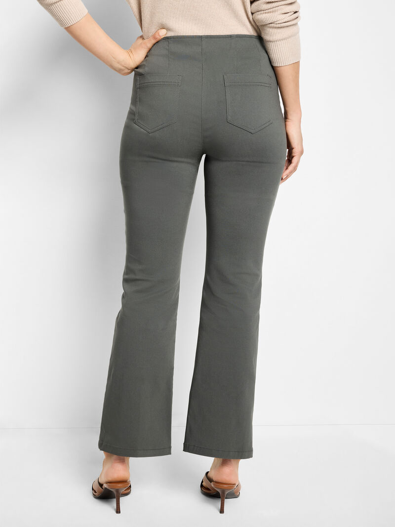 Woman Wears 28" Berkeley Boot Wonderstretch Pant image number 3