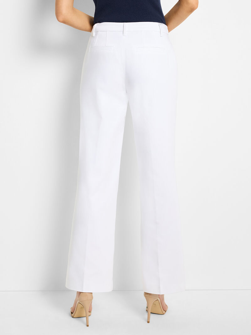 Woman Wears 31" Seasonless Cotton Wide-Leg Trouser image number 4