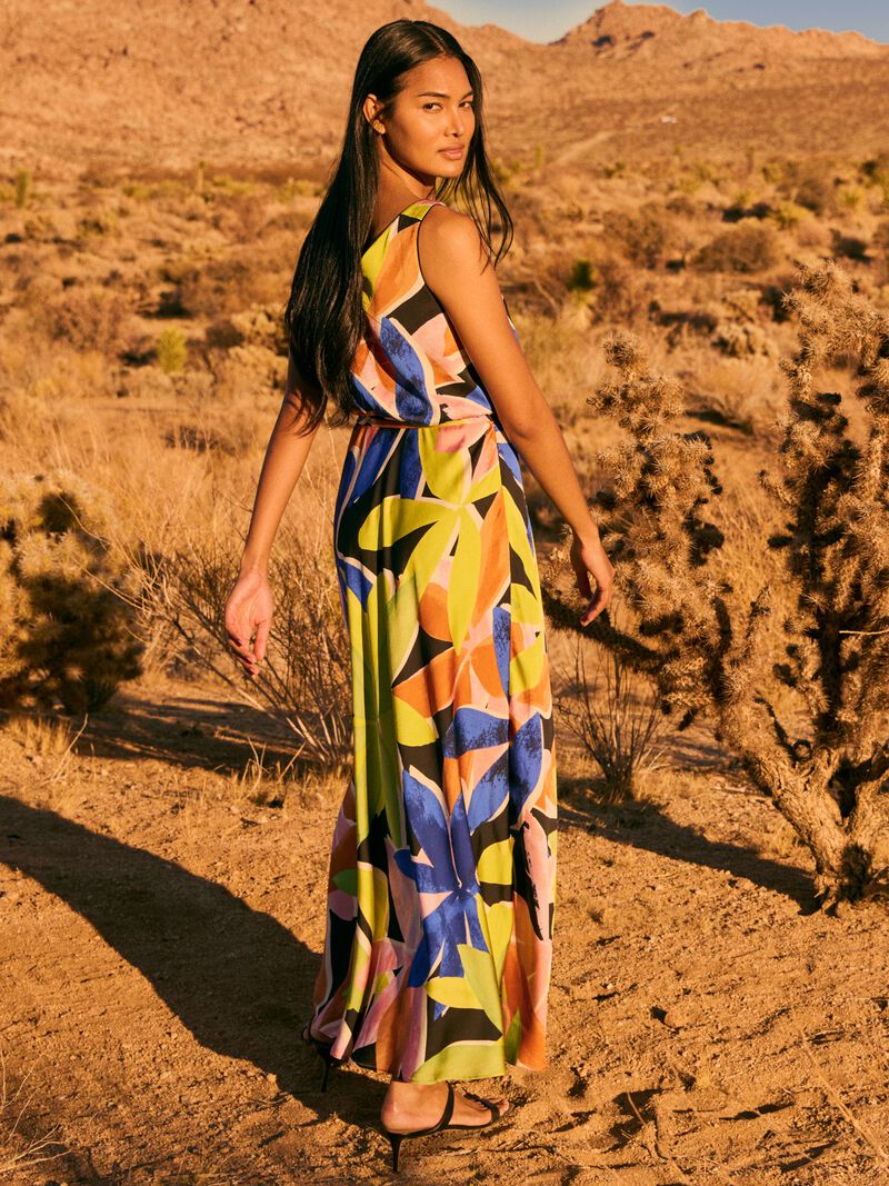 Woman Wears Mega Blooms Bianca Dress image number 4