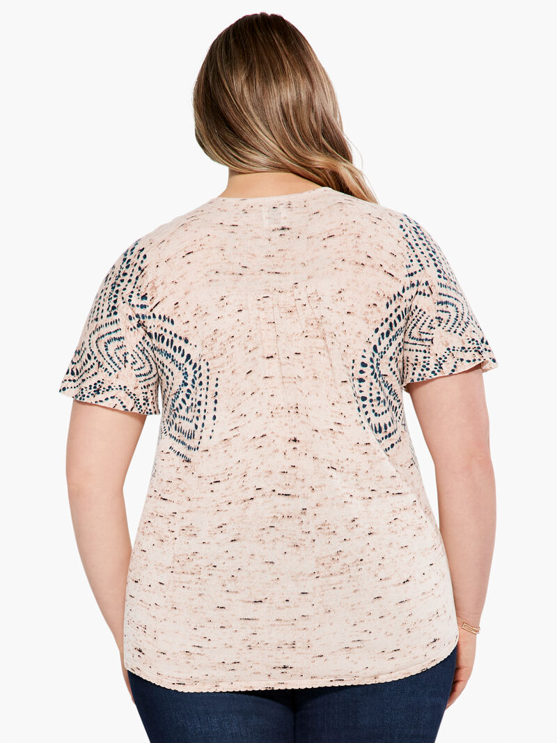 Woman Wears Shoreline Sweater image number 2