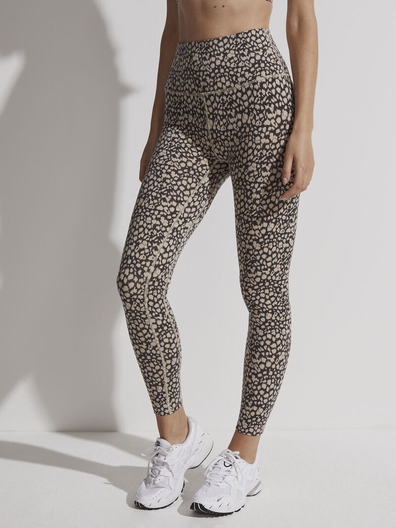 Woman Wears Varley - Let's Move High Rise Legging image number 0