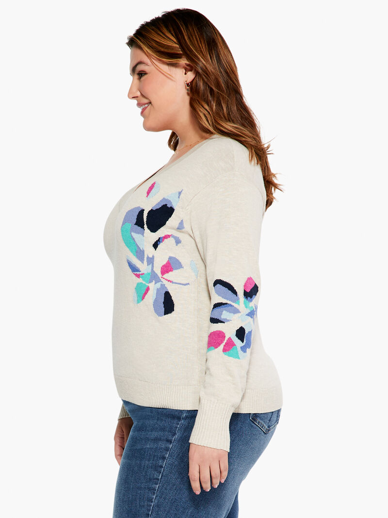 Blooming Short V Sweater