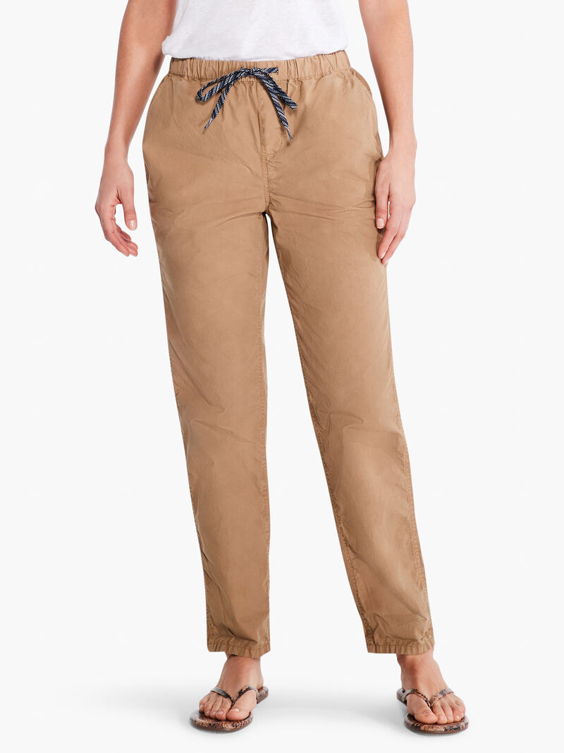 Woman Wears Cotton Poplin Relaxed Ankle Pant image number 3