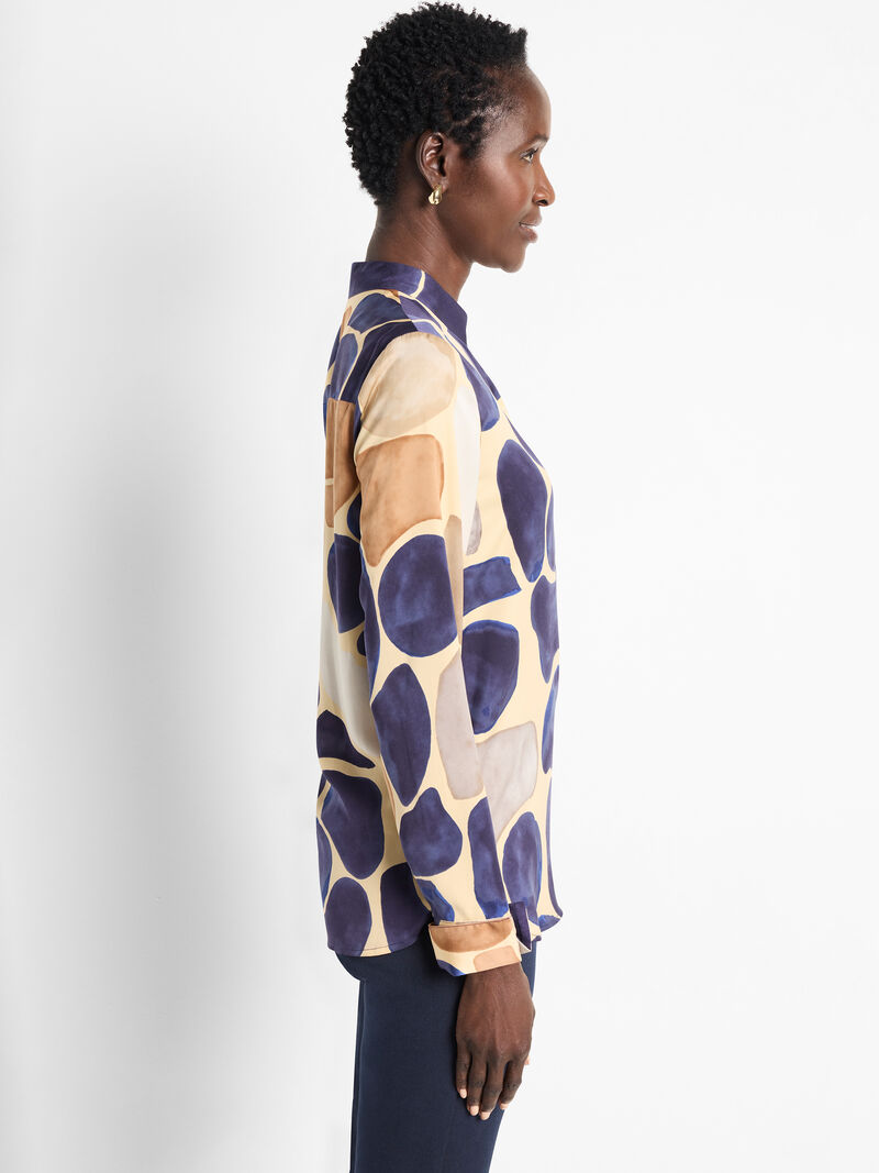 Woman Wears Playful Pebble Woven Shirt image number 4