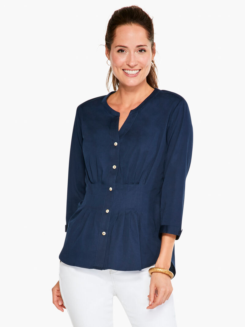 Woman Wears Bistro Shirt image number 0