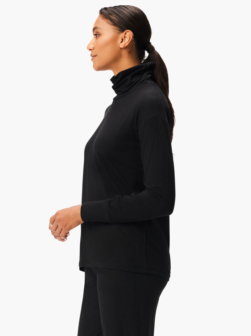 Brushed Flow Turtleneck