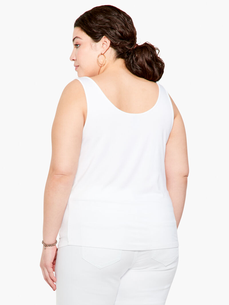 Woman Wears Front To Back Eaze Tank image number 3