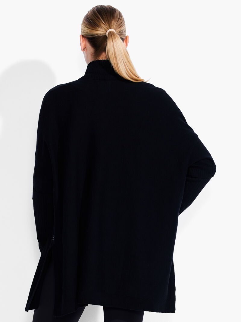 Woman Wears Cool Down Pocket Cardigan image number 2