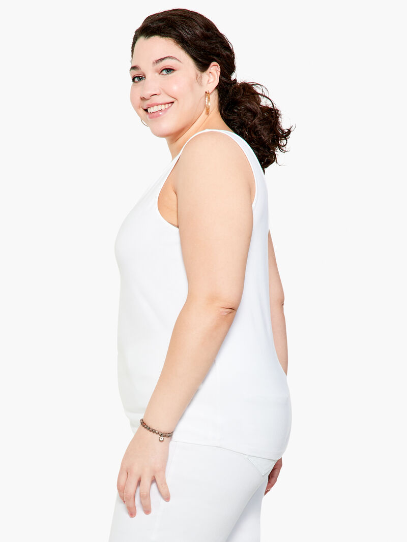 Woman Wears Front To Back Eaze Tank image number 2