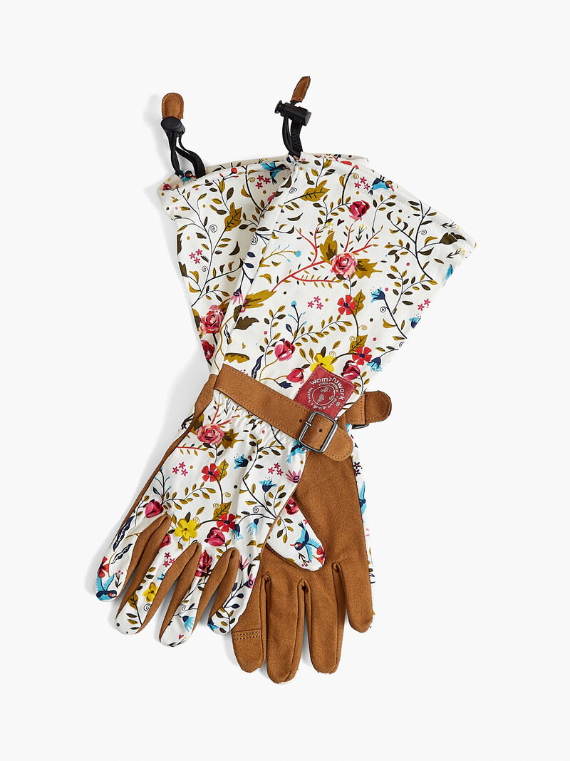 Woman Wears Womanswork Garden Of Paradise Arm Saver image number 0