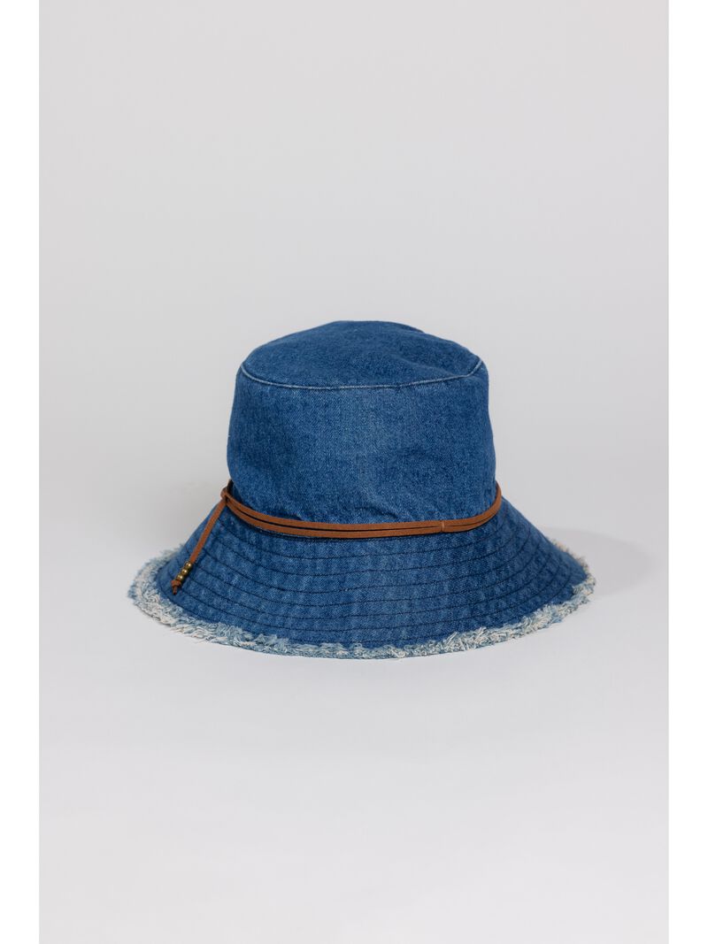 Woman Wears HAT ATTACK FRINGED BUCKET HAT image number 0