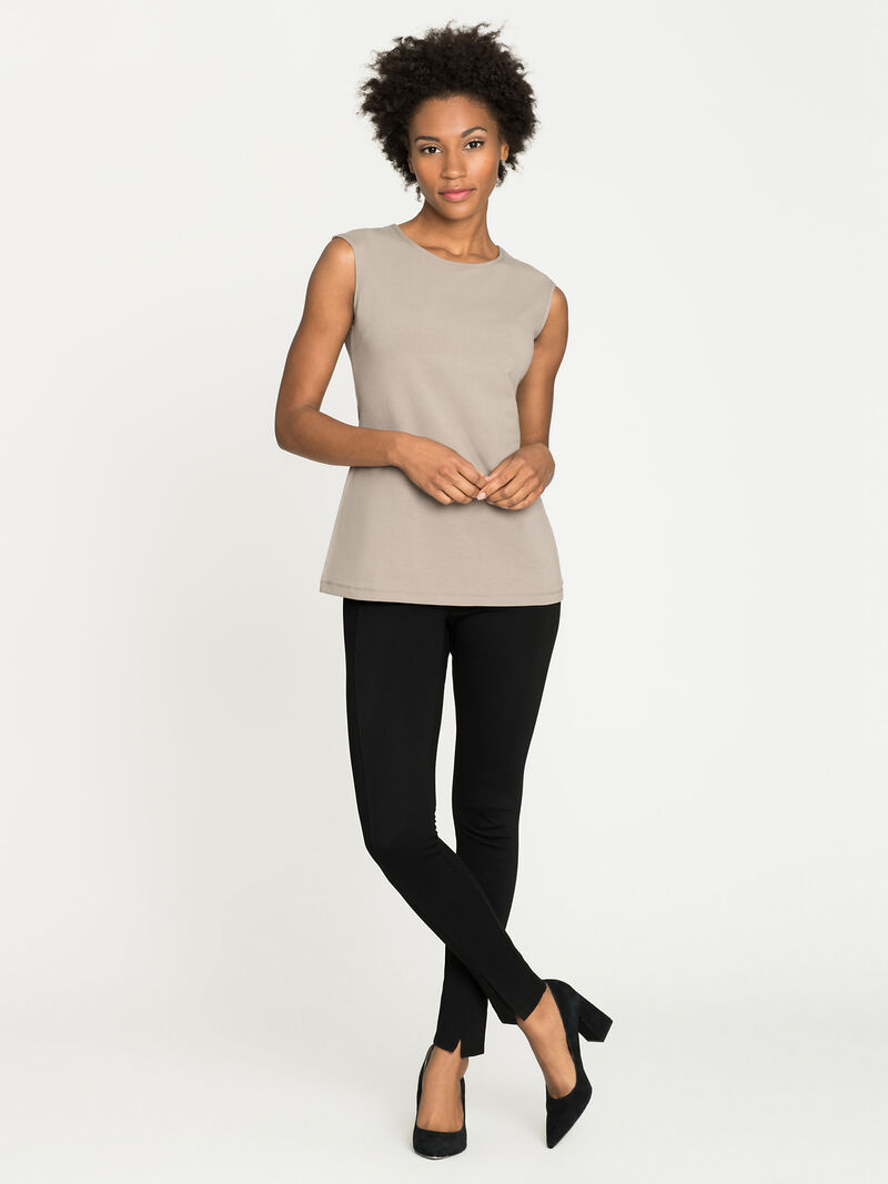 Woman Wears Perfect Layer image number 3