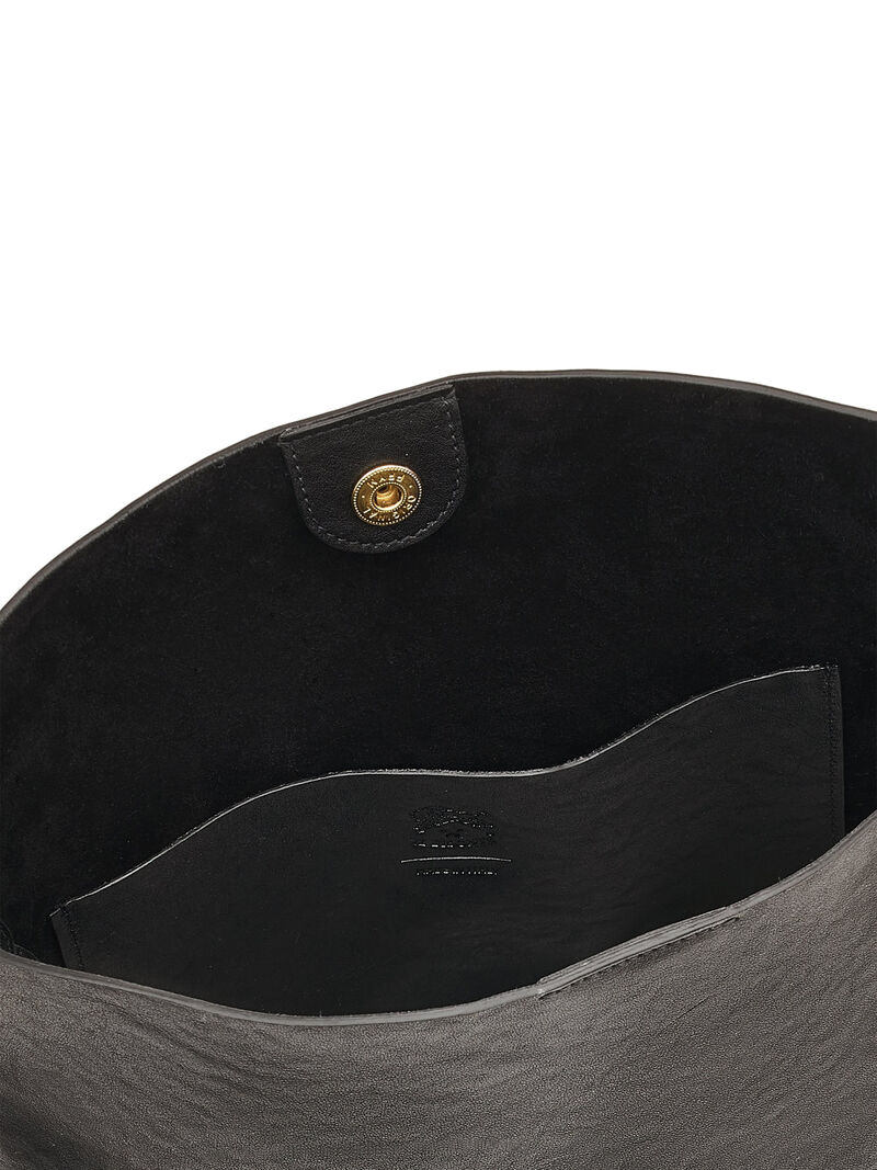Woman Wears Il Bisonte - Med Shoulder Bag With Stitching image number 2