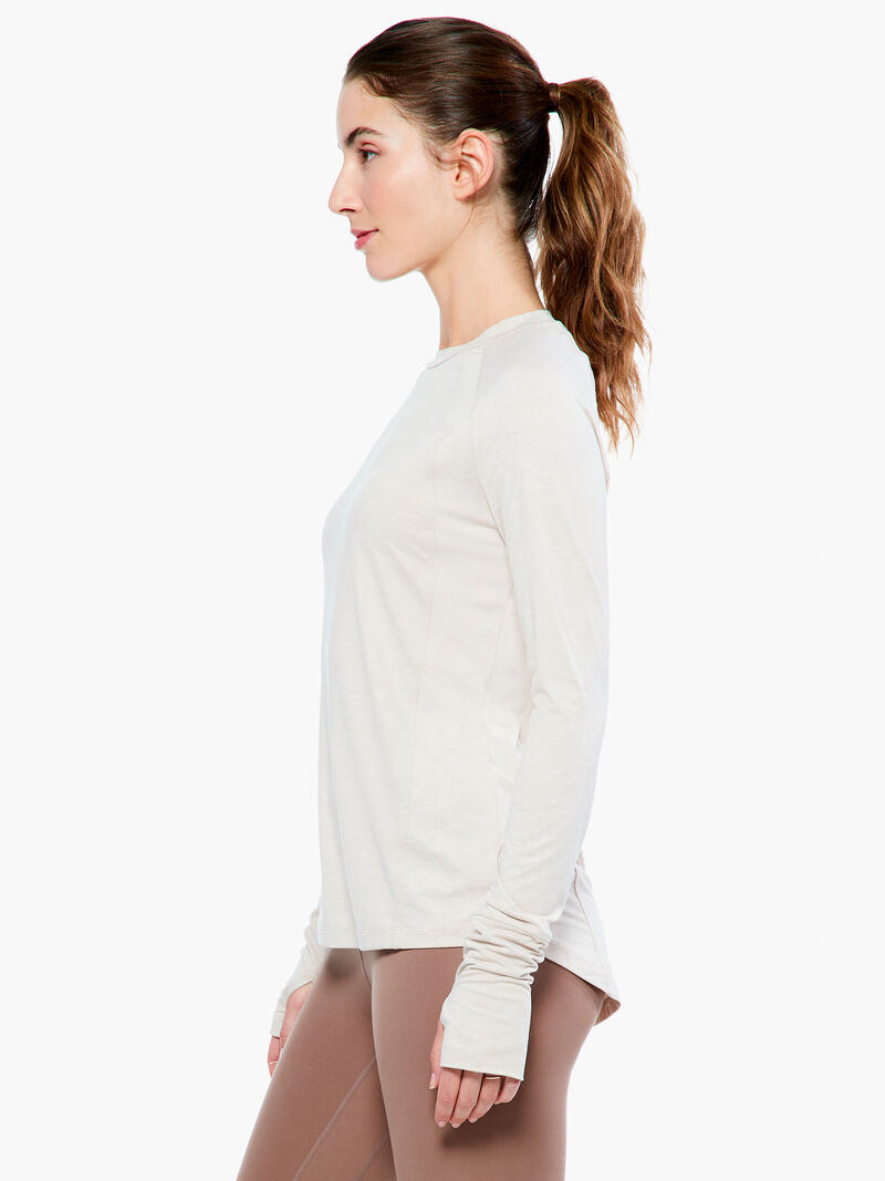 Woman Wears Varley - Bradford Tee image number 1