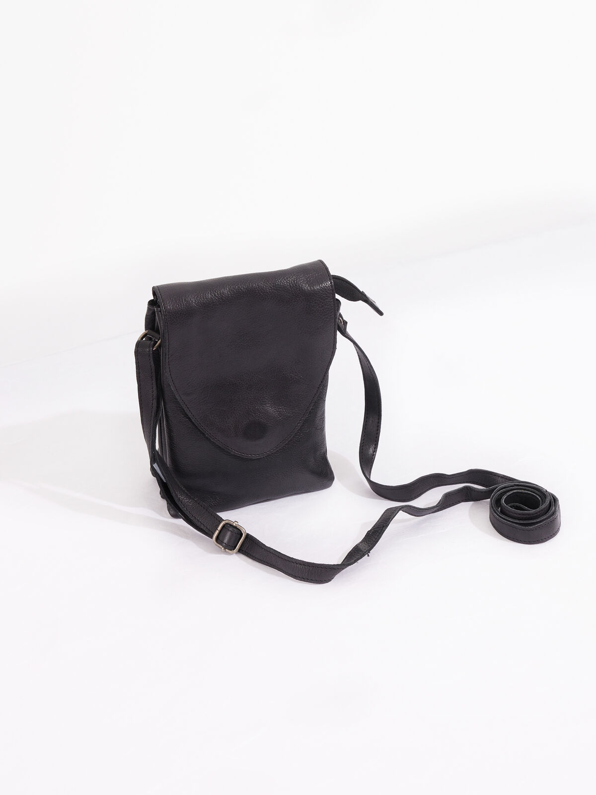 Latico Pippa Crossbody