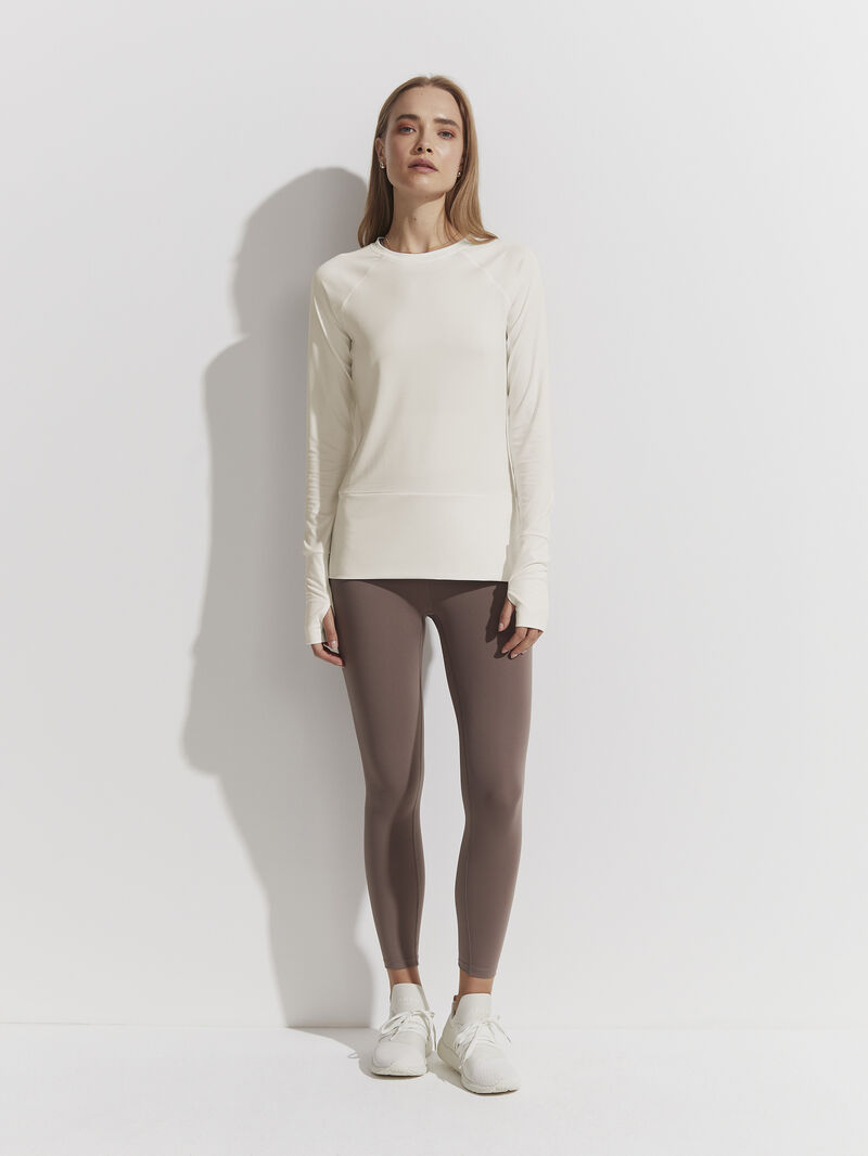 Woman Wears Varley Clara T-Shirt image number 3