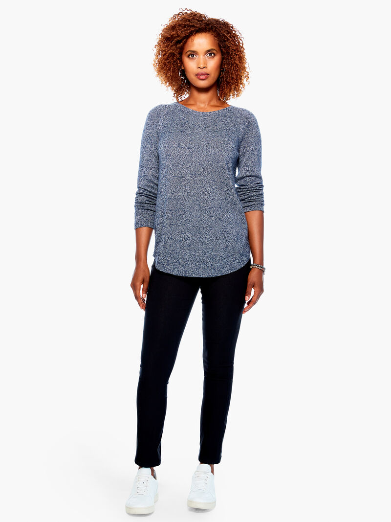 Woman Wears Comfort Zone Top image number 3