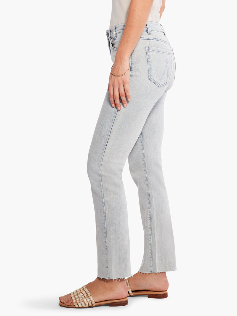 Woman Wears NZ Denim 28" Mid Rise Straight Ankle Jeans image number 2