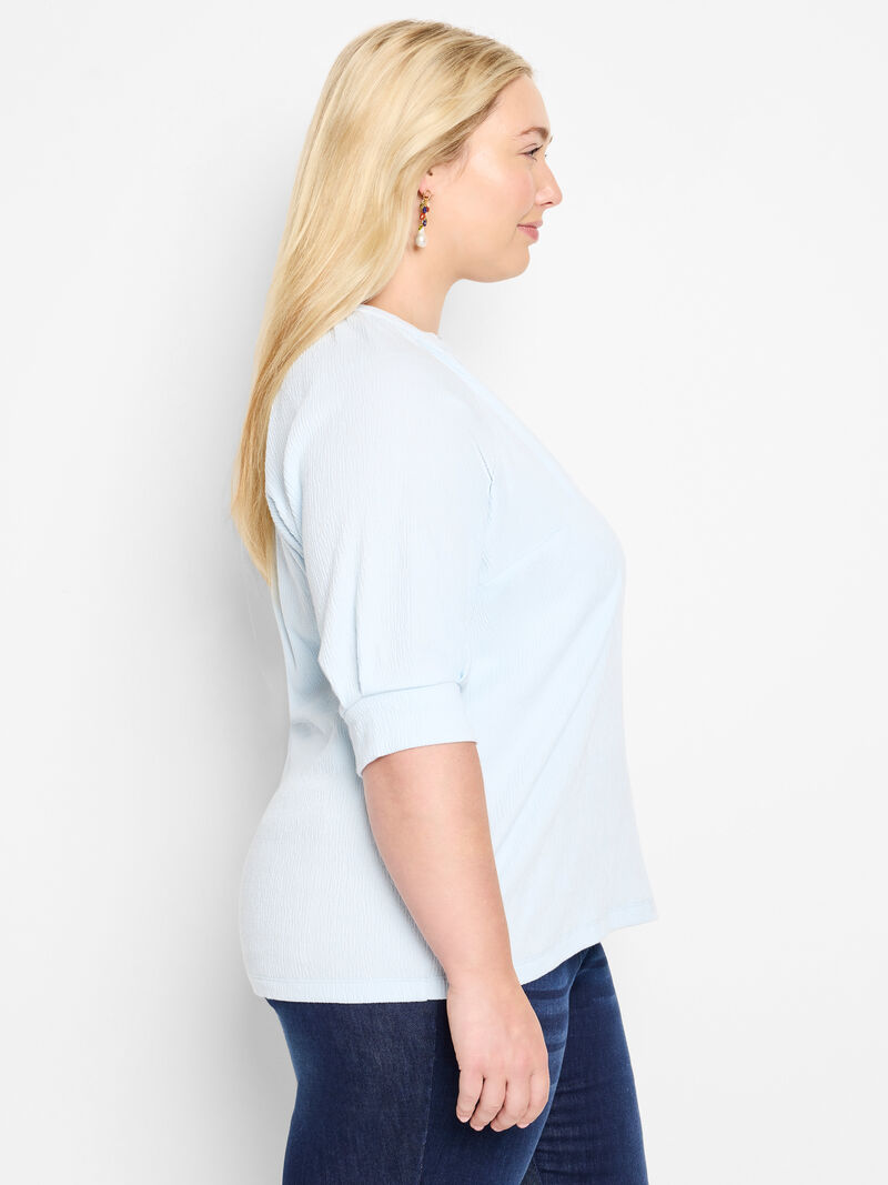 Woman Wears Crinkle Knit Café Top image number 2