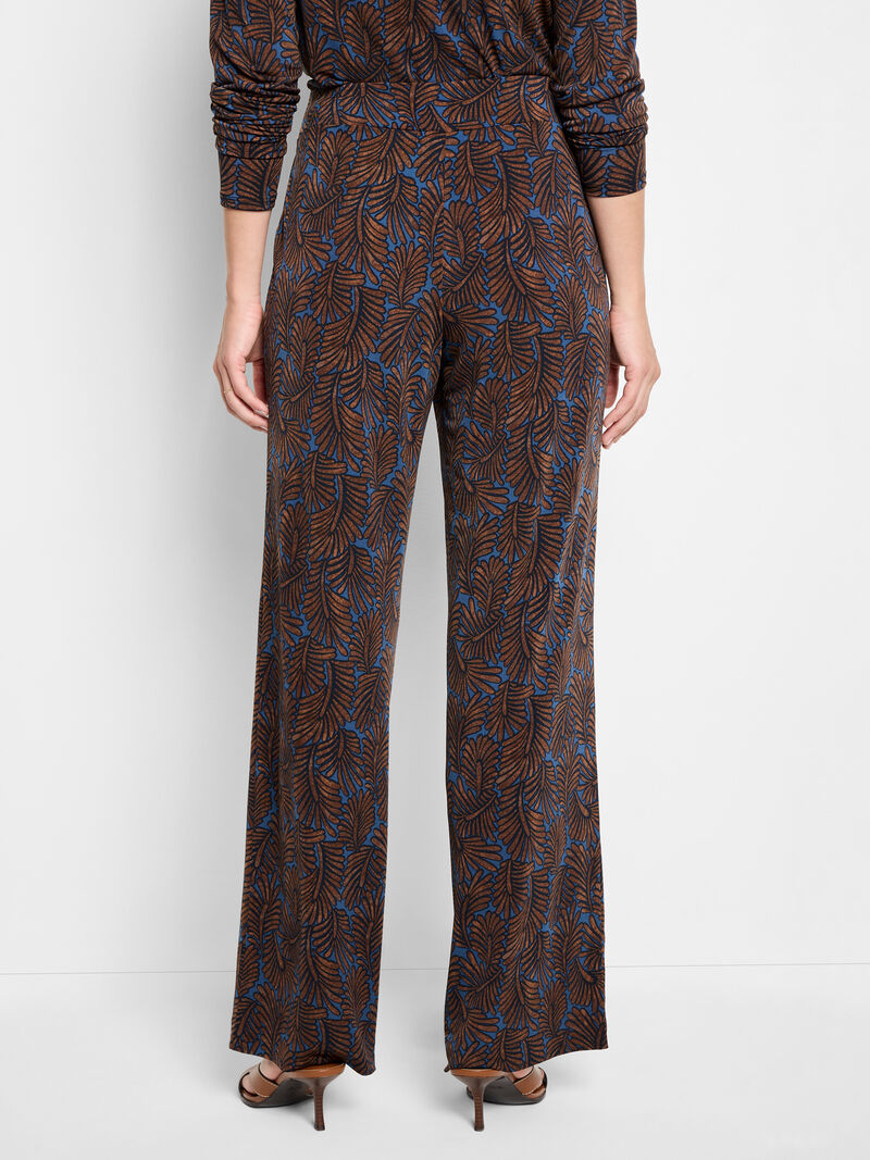 Woman Wears 30" Feather Fern Wide Leg Pant image number 3