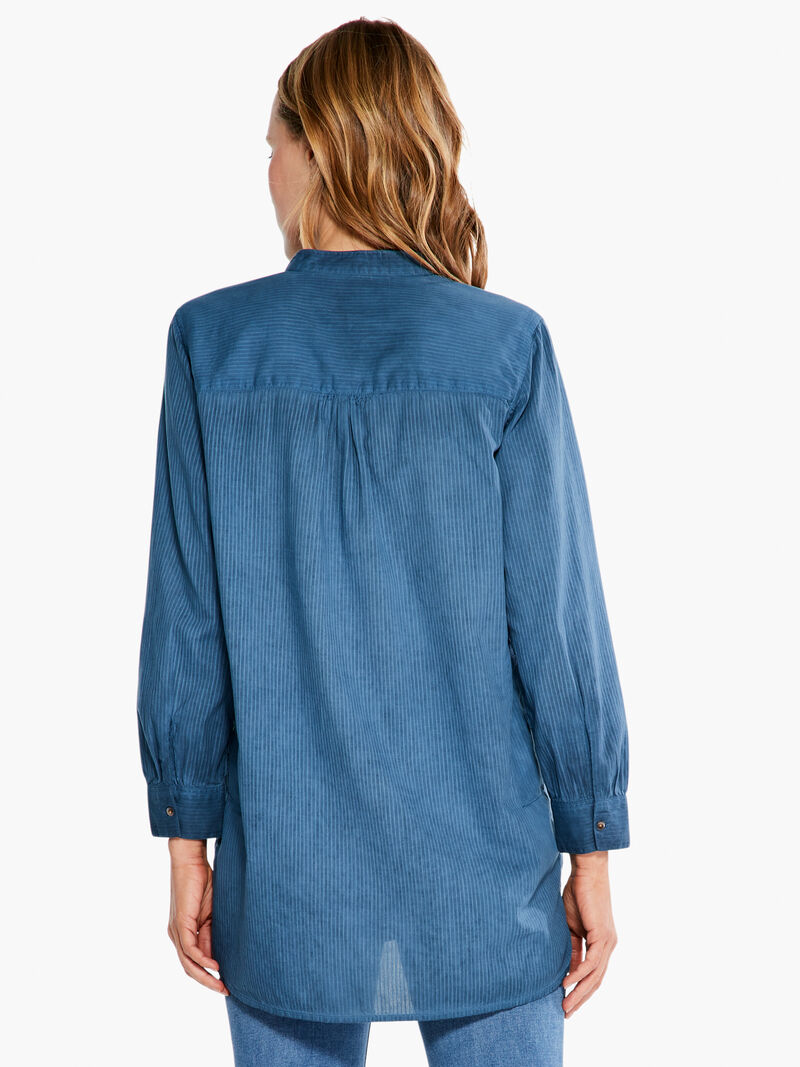 Woman Wears Garden Shirt image number 2