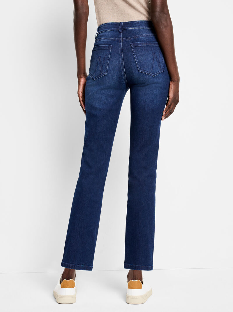 Woman Wears NZ Denim 28" Daytrip Straight Carpenter Jeans image number 3