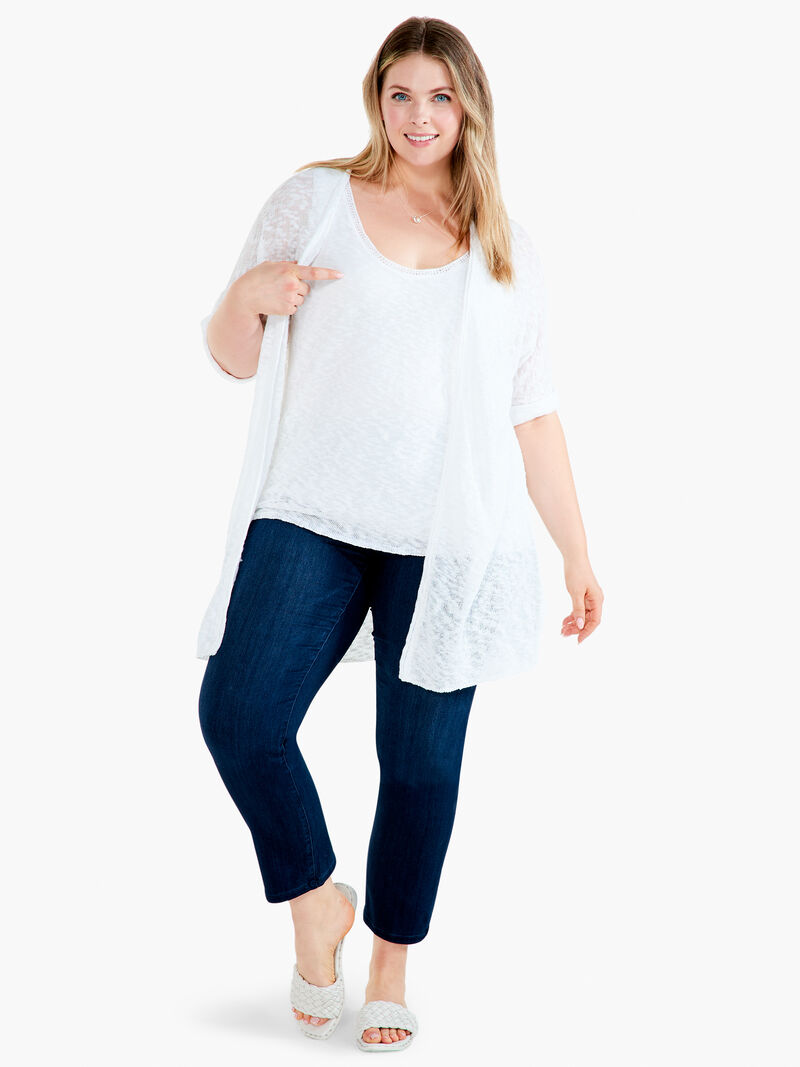Woman Wears Textured Days Tank image number 3