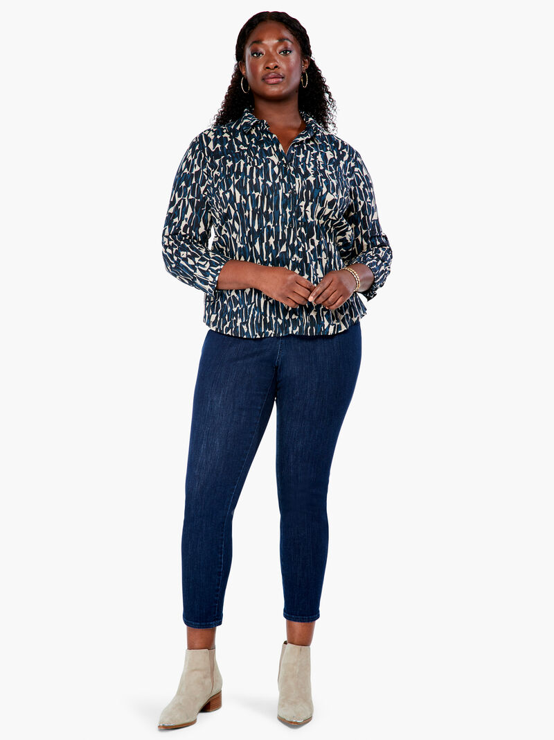 Woman Wears New Wave Crinkle Shirt image number 3