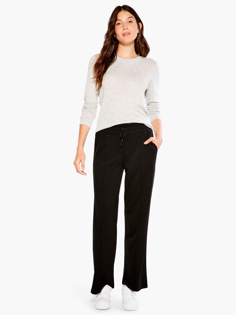 Woman Wears Supersoft Wide-Leg Trouser image number 3